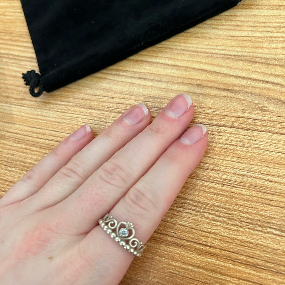 PANDORA PRINCESS RING! - Picture 3 of 3